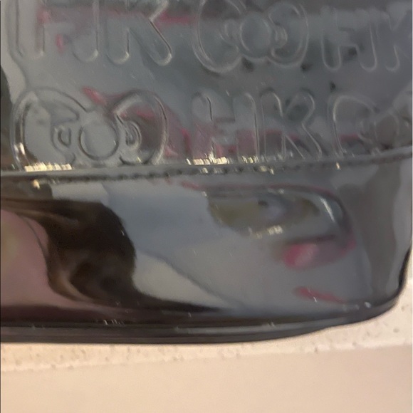 Hello Kitty Black Patent Bag - Picture 6 of 9